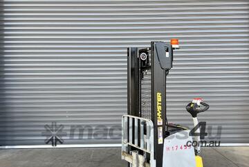 Battery Electric Walkie Reach Stacker